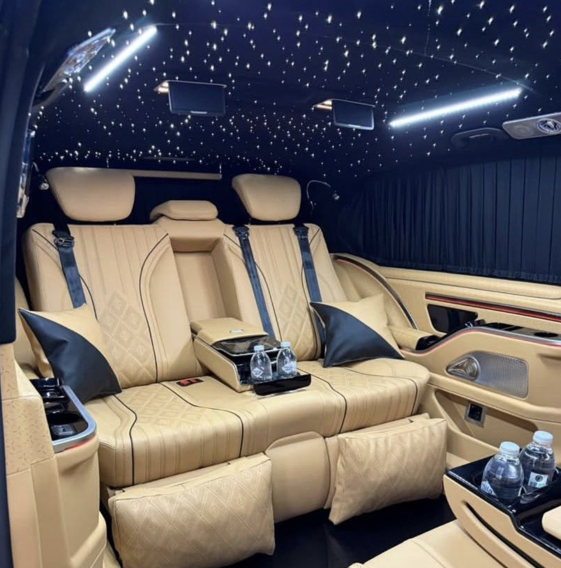 2025 - Mercedes Vito VIP - 2